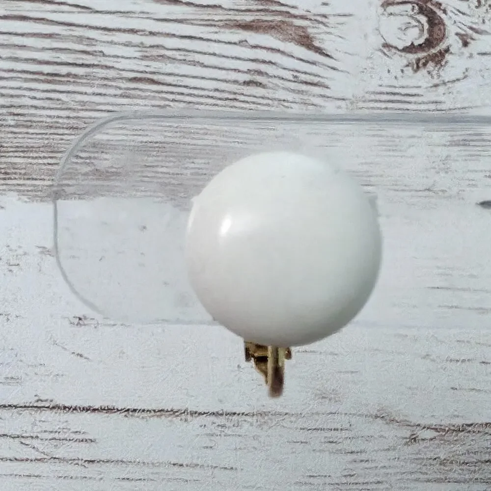 Vintage Clip On Earrings Off White Just Over 0.5